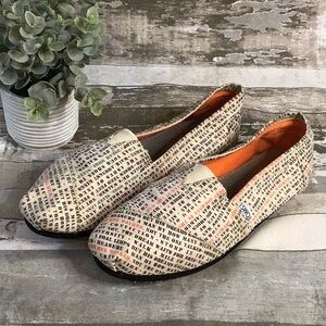 Toms Canvas Slip On Flats Sz 9